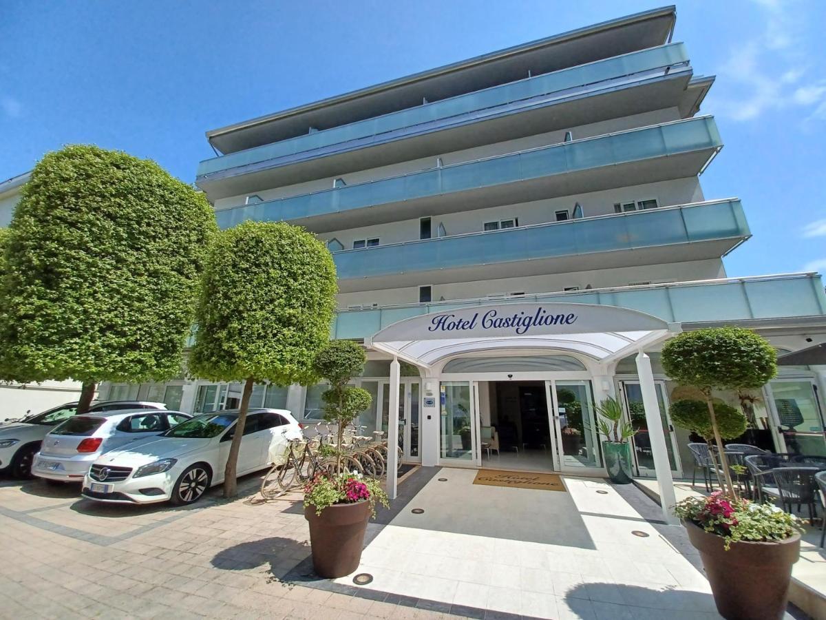 Hotel Castiglione Lignano Sabbiadoro Exterior foto