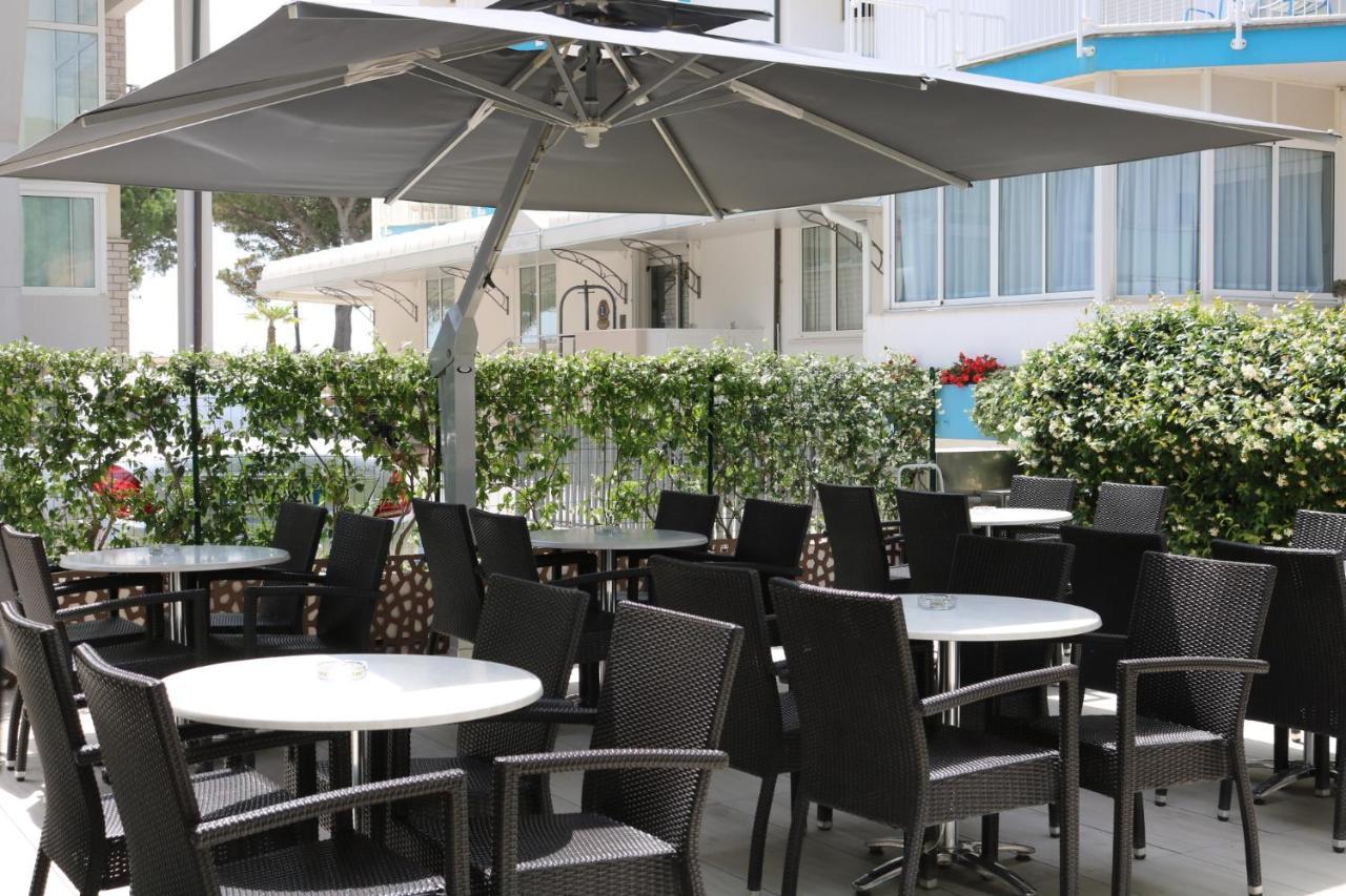 Hotel Castiglione Lignano Sabbiadoro Exterior foto